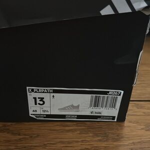 Adidas Black Sneakers Sleek Design